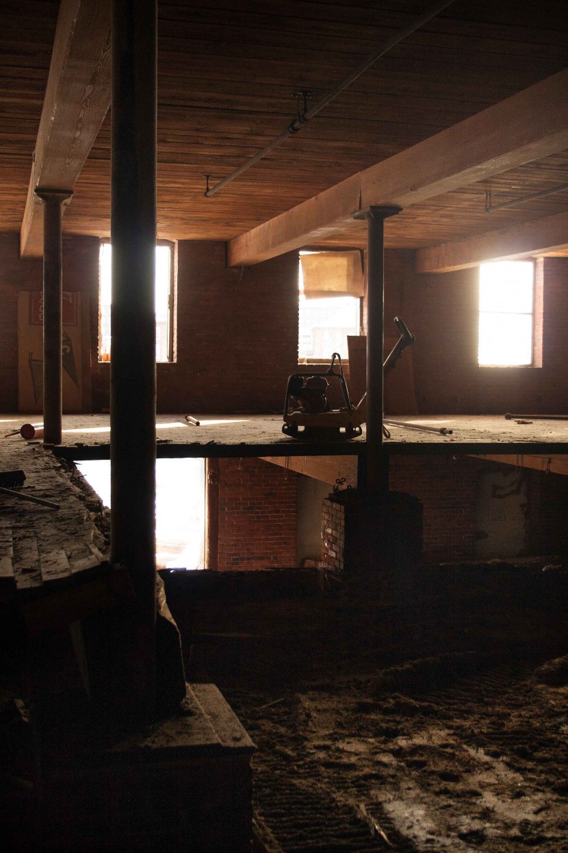 Mill Number 12 Annex in Manchester, New Hampshire, where Longleaf Lumber reclaimed maple flooring and Heart Pine beams.