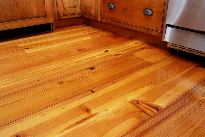 newhampshire-kitchen-flatsawn-heart-pineReclaimed #2 Flatsawn Heart Pine Flooring ~ New Hampshire Reclaimed #2 Flatsawn Heart Pine Flooring ~ New Hampshire