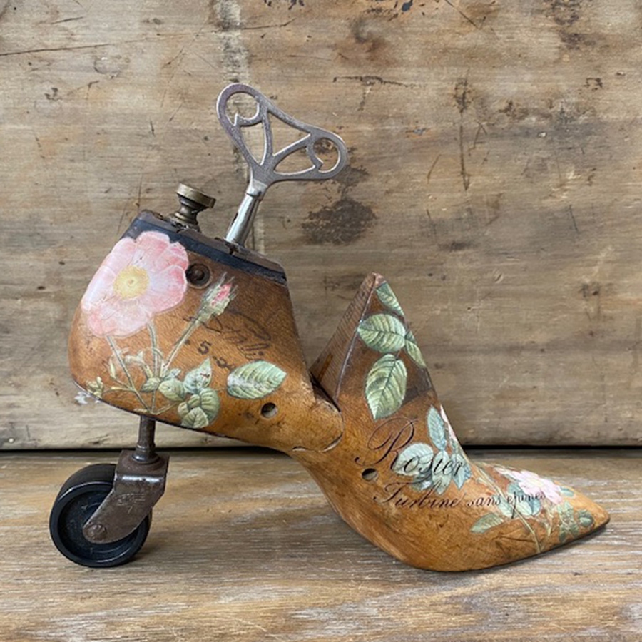 Antique Shoe Last Art - Courtesy Mary Kay Torres Antique Shoe Last Art - Courtesy Mary Kay Torres