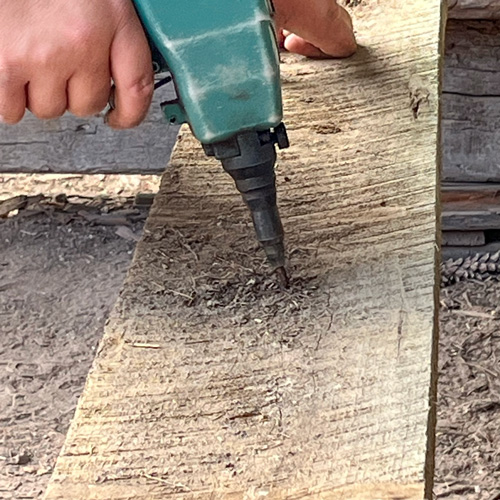 Denailing Salvaged Lumber