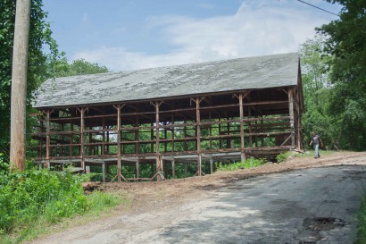 Dismantling New Braintree McKay Road Barn