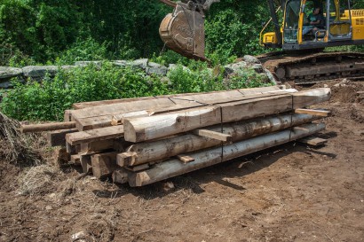 New Braintree McKay Road Barn Reclaimed Chestnut Beams