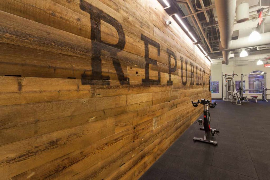 Reclaimed Wire-Brushed Spruce Paneling