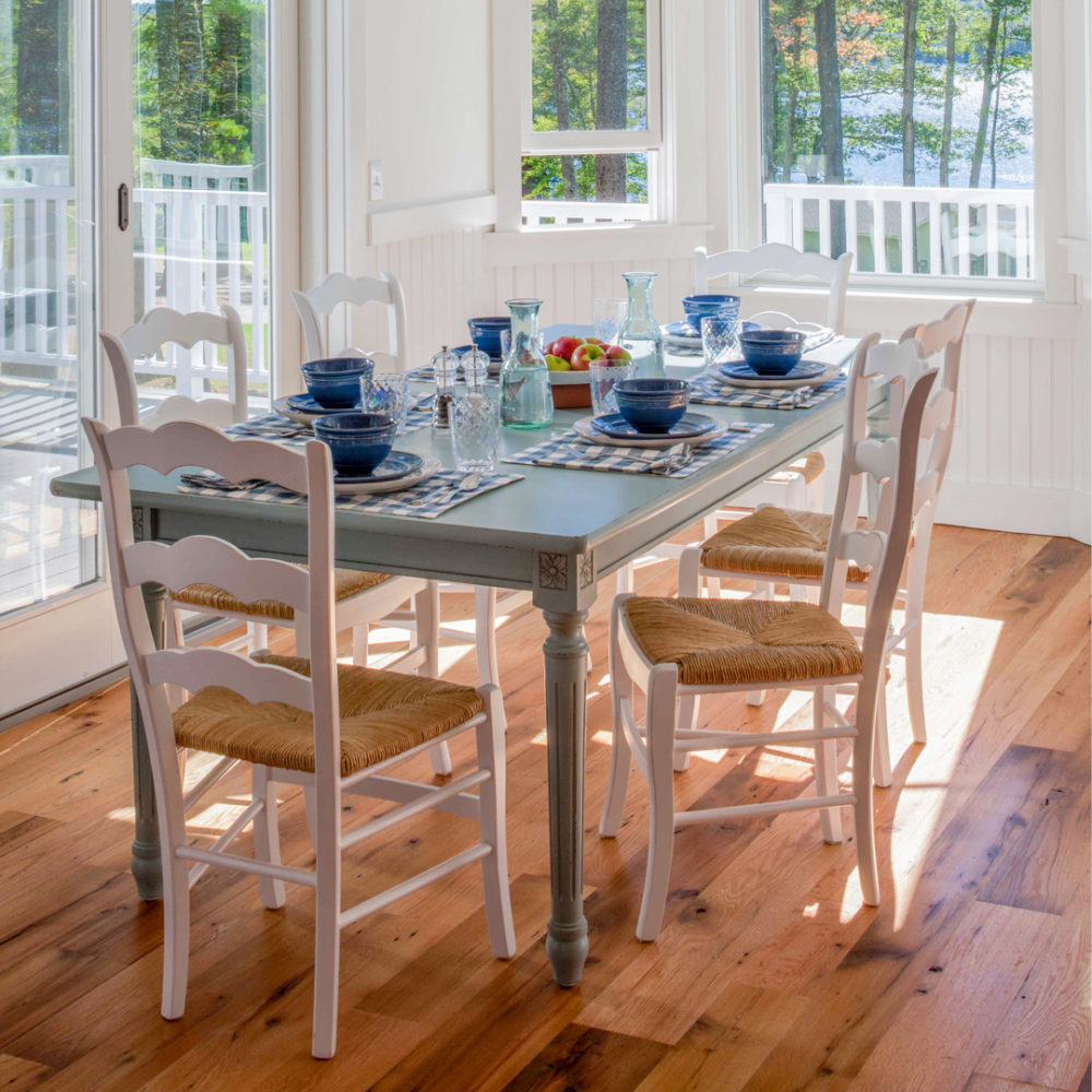 Reclaimed Mixed Red & White Oak FloorReclaimed Red & White Oak Flooring. Flooring finished with Bona Kemi Naturale. Reclaimed Red & White Oak Flooring. Flooring finished with Bona Kemi Naturale.