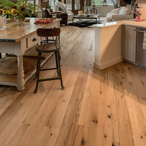 Reclaimed Red Oak Wood Floor