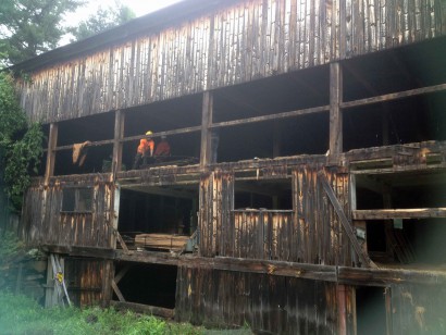 Reclaiming Barn Wood in Massachusetts
