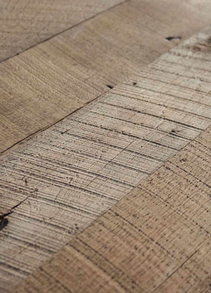 Reclaimed Wire-Brushed Oak Paneling